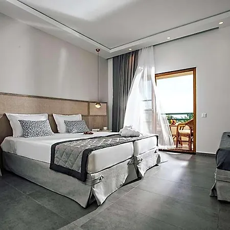 Possidi Holidays & 5*
