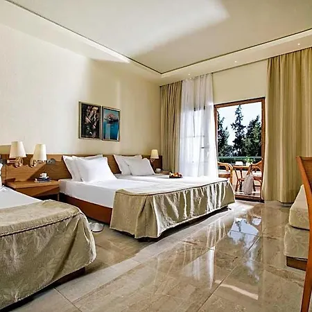 Possidi Holidays & 5*